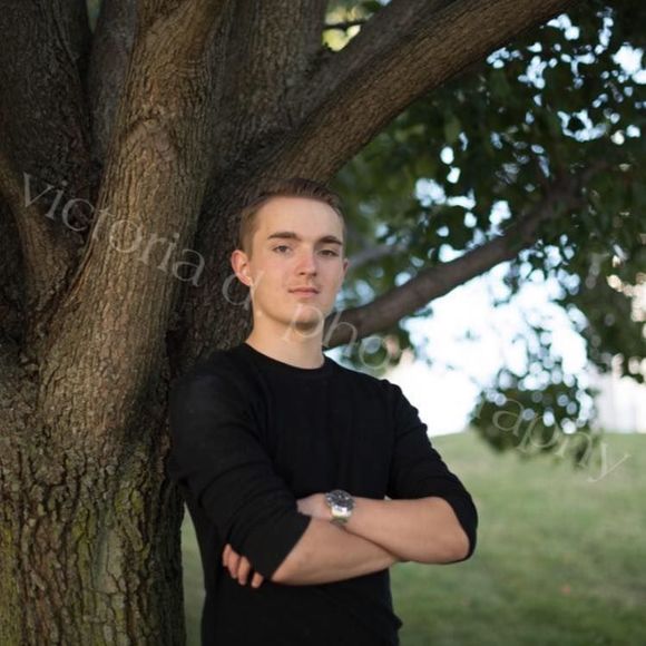 Meet your Posher, Josh - Picture 1 of 1